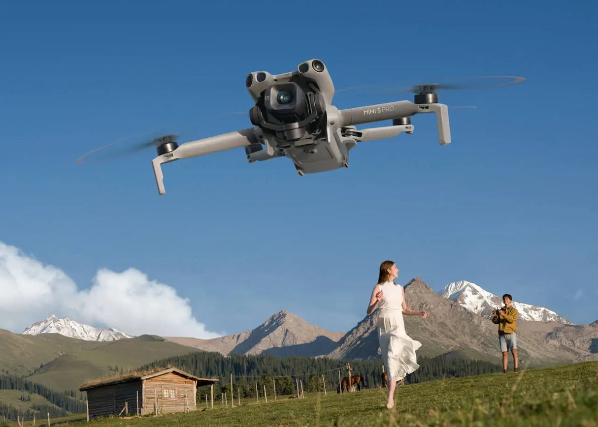 Drone DJI Mini 5 Pro Fly More Combo (DJI RC 2) – 6937224123212
