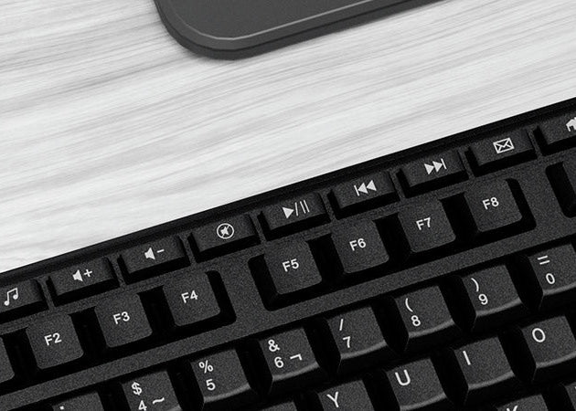 Combo teclado multimedia en español + mouse – Xtech XTK‑302S