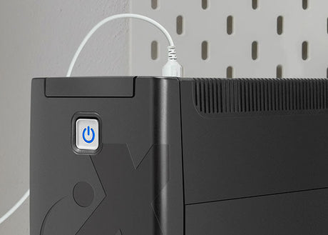 UPS Xtech XTP-511 – 500VA/250W, 8 Salidas