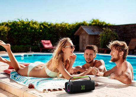 Bocina portátil Bluetooth resistente al agua 3W – Klip Xtreme WaveRider – KBB‑250 – Negro