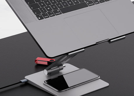 Estación de acoplamiento 9‑en‑1 con soporte para laptop y carga inalámbrica – Klip Xtreme DockStar KDA‑500