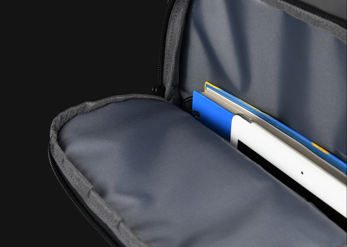 Mochila para laptop 15.6" – Klip Xtreme ExecBack – KNB‑896GR – Gris Oscuro