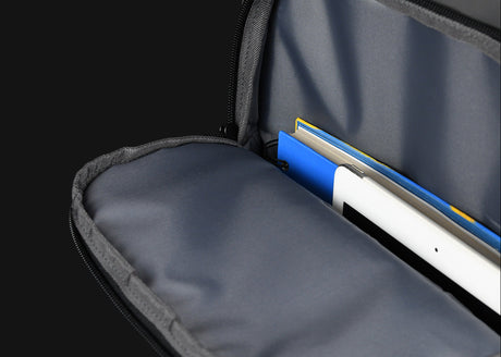 Mochila para laptop 15.6" – Klip Xtreme ExecBack – KNB‑896GR – Gris Oscuro