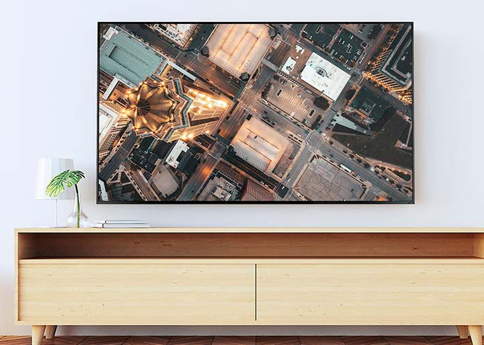 Soporte de TV Xtech XTA-475 Articulado Inclinable/Giratorio 32-70" 50kg