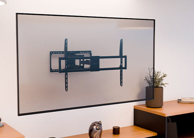 Soporte articulado para TV Xtech XTA‑490 – 50″ a 105″ – Inclinación 15° – Giro 60° – VESA máx. 900×600 – 75 kg