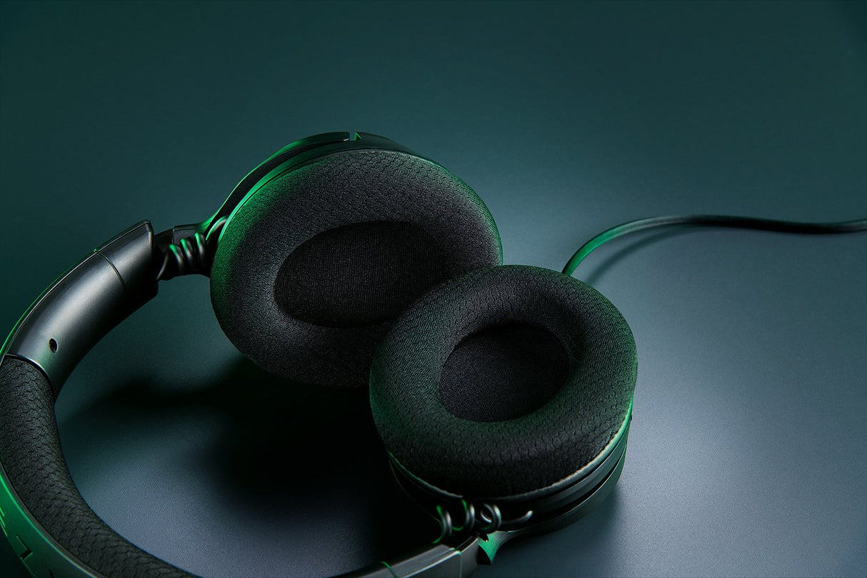 Auriculares Gamer Razer Kraken V4 X con Micrófono, Sonido Surround 7.1 y Diseño Ligero – RZ04-05180100-R3U1