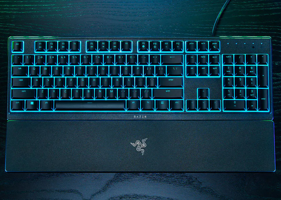 Teclado Alámbrico Razer Ornata V3 X – Perfil Bajo / RGB Chroma – RZ03-04471100-R311
